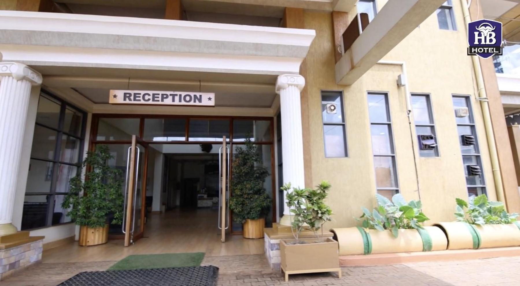 Hoima Buffalo Hotel & Business Hub Ltd Exteriör bild