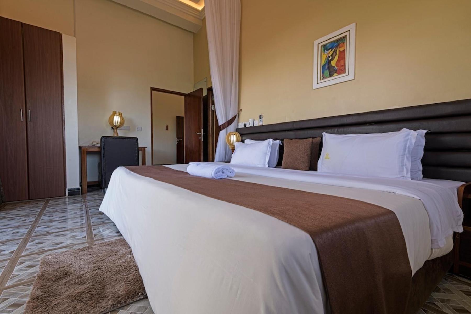 Hoima Buffalo Hotel & Business Hub Ltd Exteriör bild